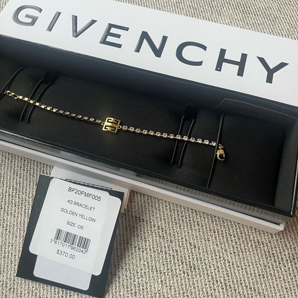Givenchy 4G bracelet in metal with crystals